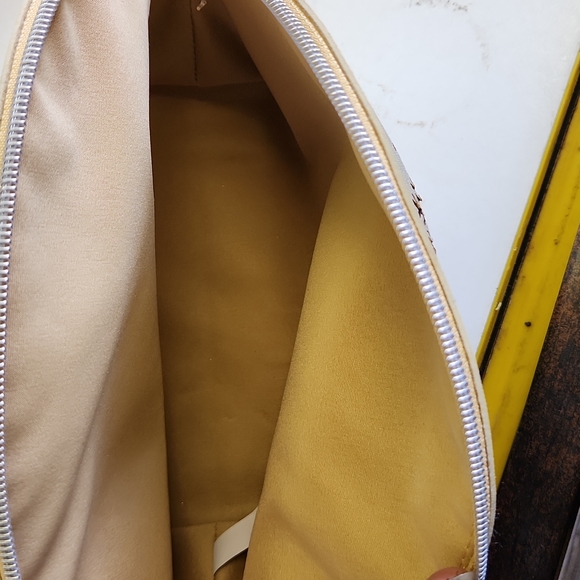 Makeup bag - Picture 3 of 3